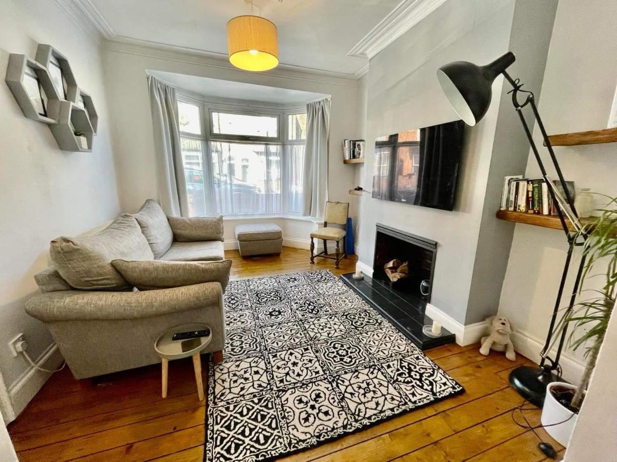 Spacious 3 Bedroom Retreat For Professionals Kingston upon Hull Kültér fotó
